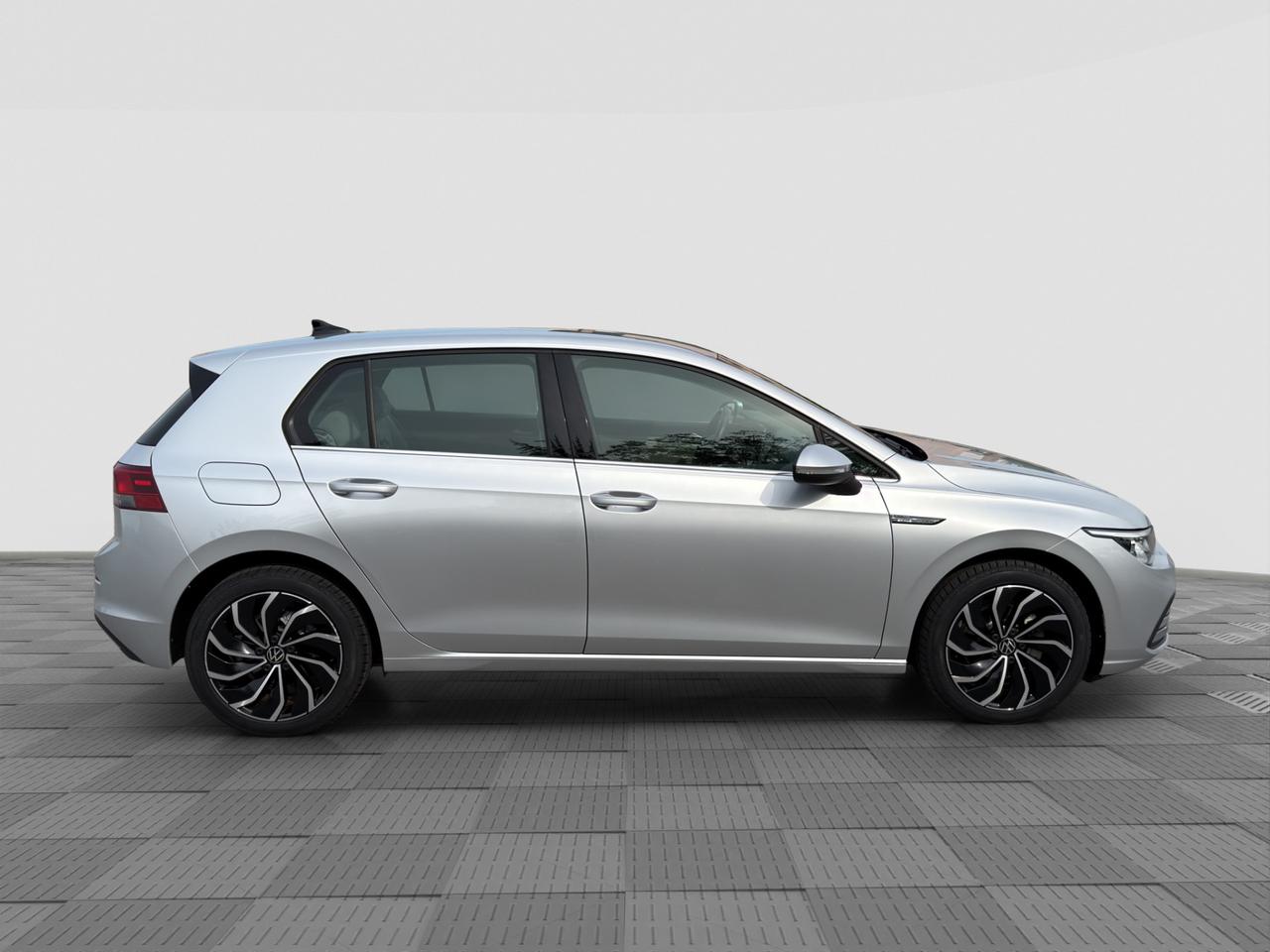 VOLKSWAGEN Golf 8ª serie Golf 1.5 eTSI 130 CV EVO ACT DSG Style
