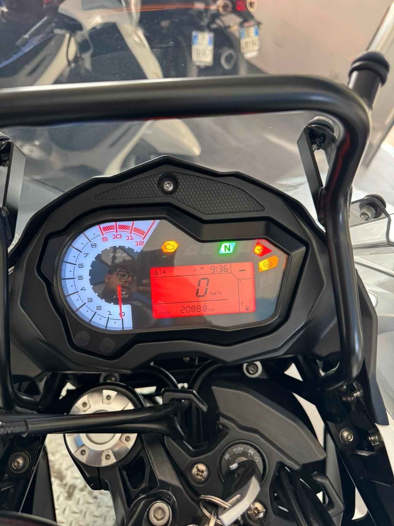 Benelli TRK 502