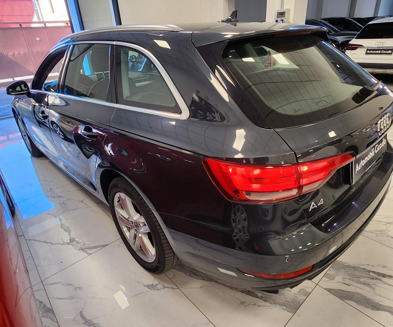 Audi A4 2.0 TDI 150 CV ultra S tronic Design
