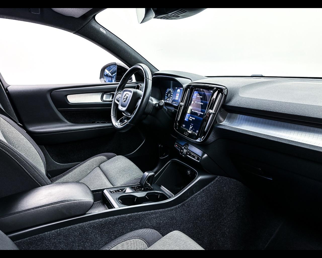 VOLVO XC40 T5 Recharge Plug-in Hybrid automatico