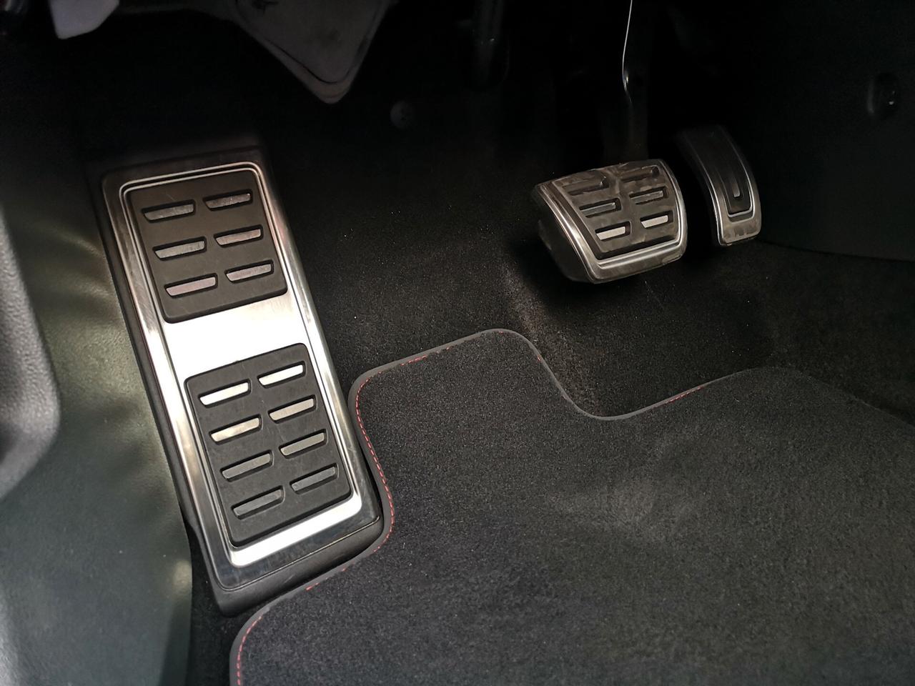 Volkswagen Golf GTI 2.0 TSI DSG - TETTO MATRIX CERCHI 19'