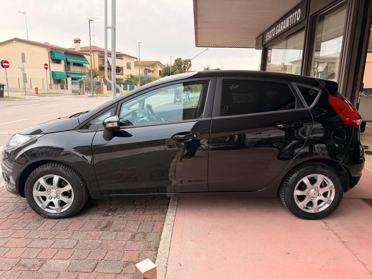 Ford Fiesta+ 1.2 82CV 5 porte
