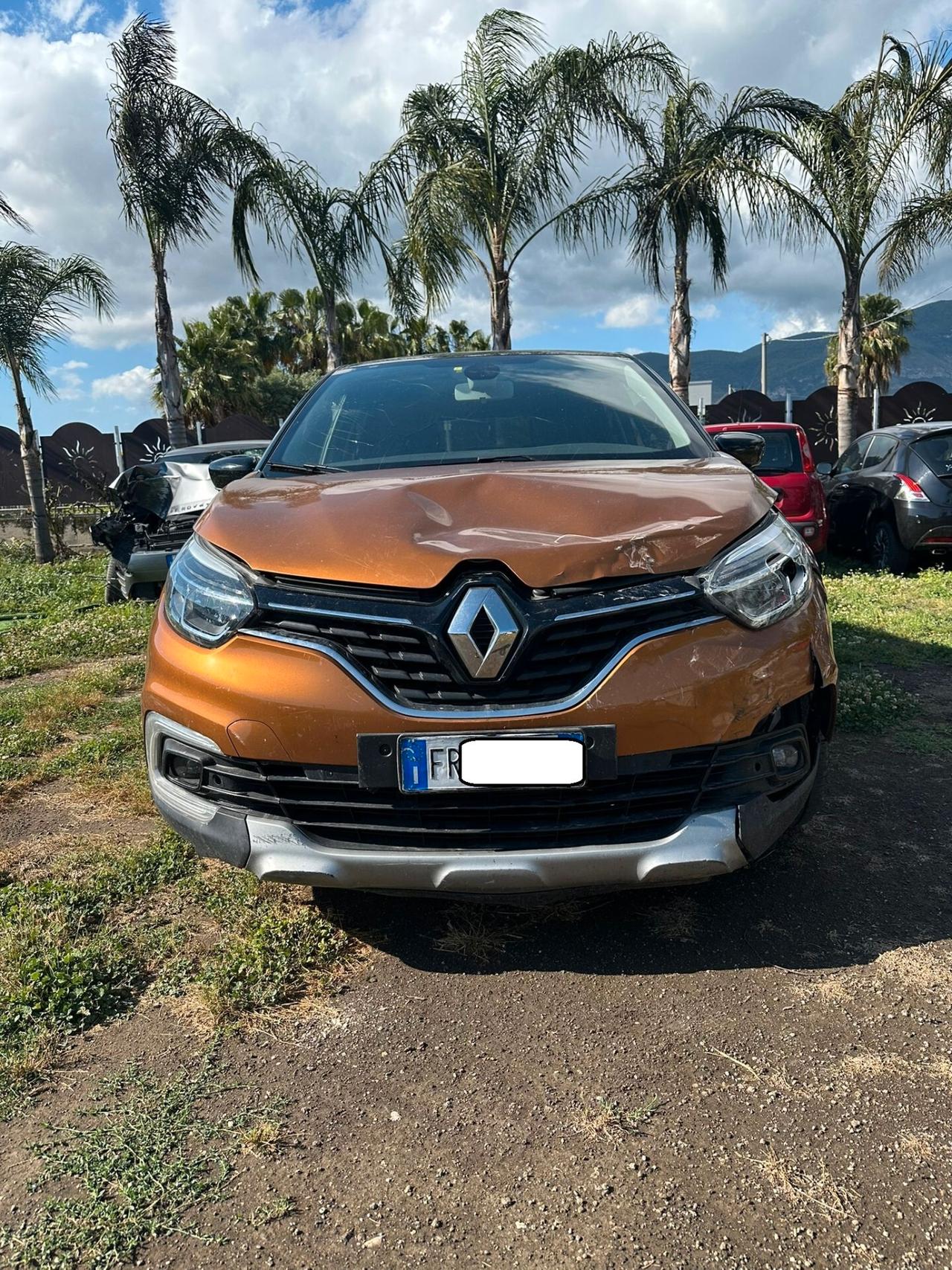 Renault Captur dCi 90 Sport Edition SINISTRATA
