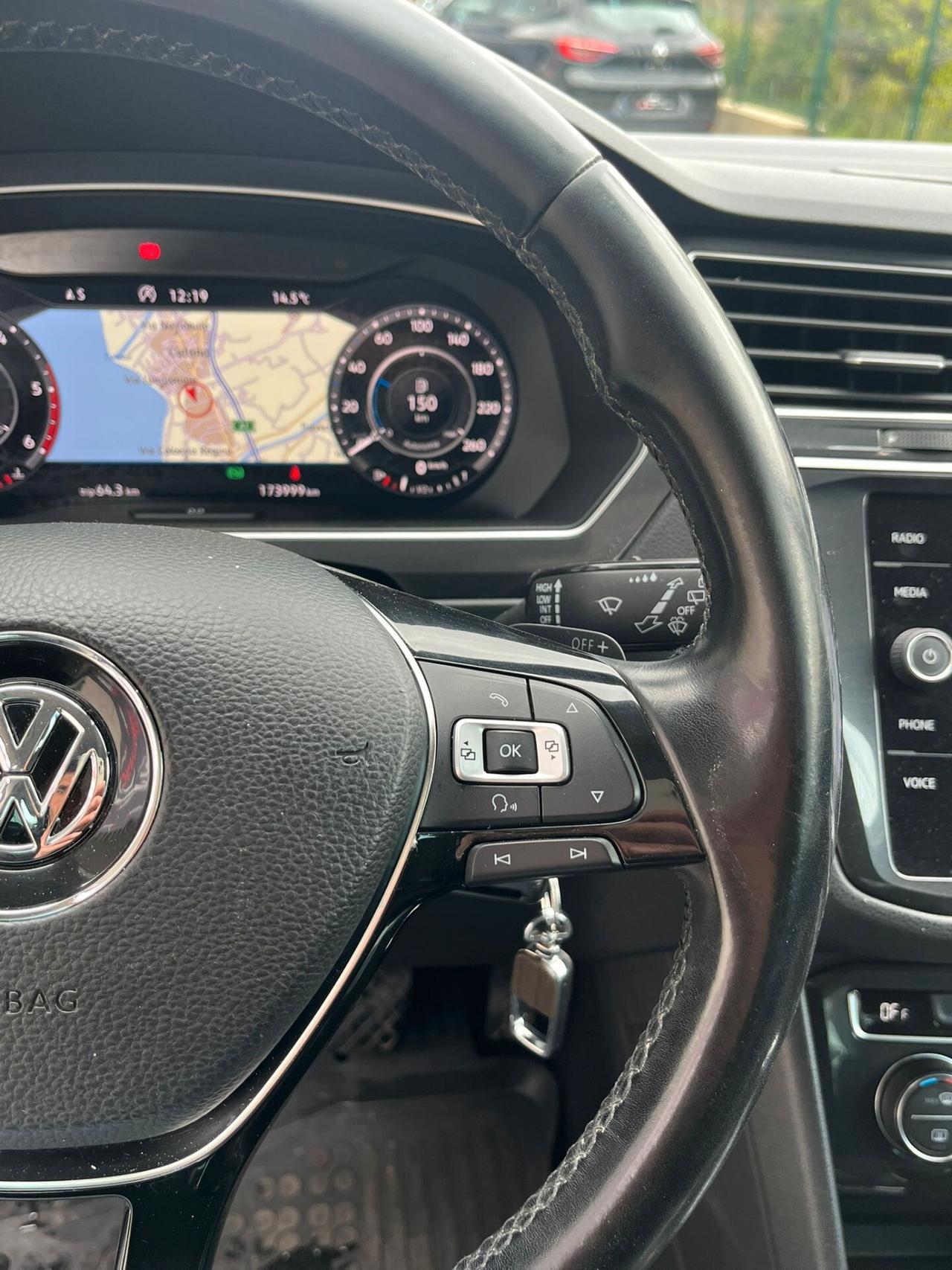 Volkswagen Tiguan 2.0 TDI SCR DSG 4MOTION Advanced BMT