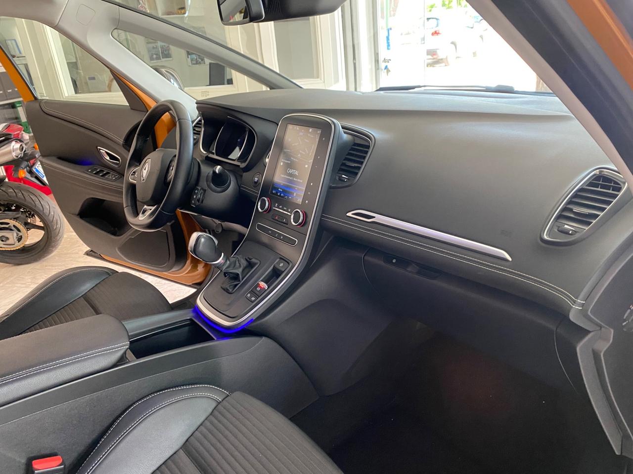 Renault Scenic Scénic Blue dCi 120 CV EDC Intens