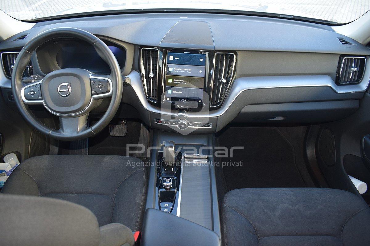 VOLVO XC60 B4 (d) Geartronic Momentum Pro