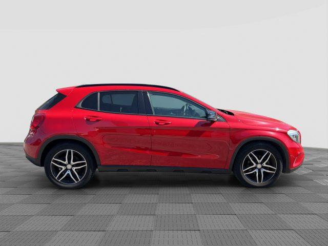 MERCEDES-BENZ CLA sse GLA GLA 180 CDI Automatic Sport
