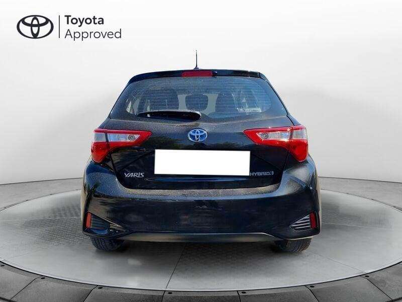 Toyota Yaris 1.5 hybrid Business 5p