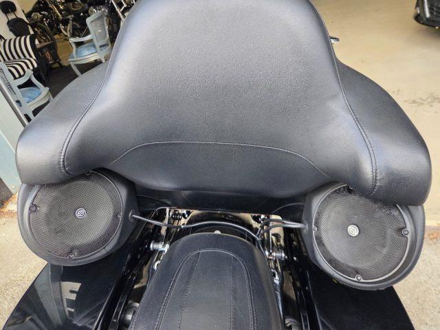 HARLEY-DAVIDSON FLTRXS Road Glide special 103