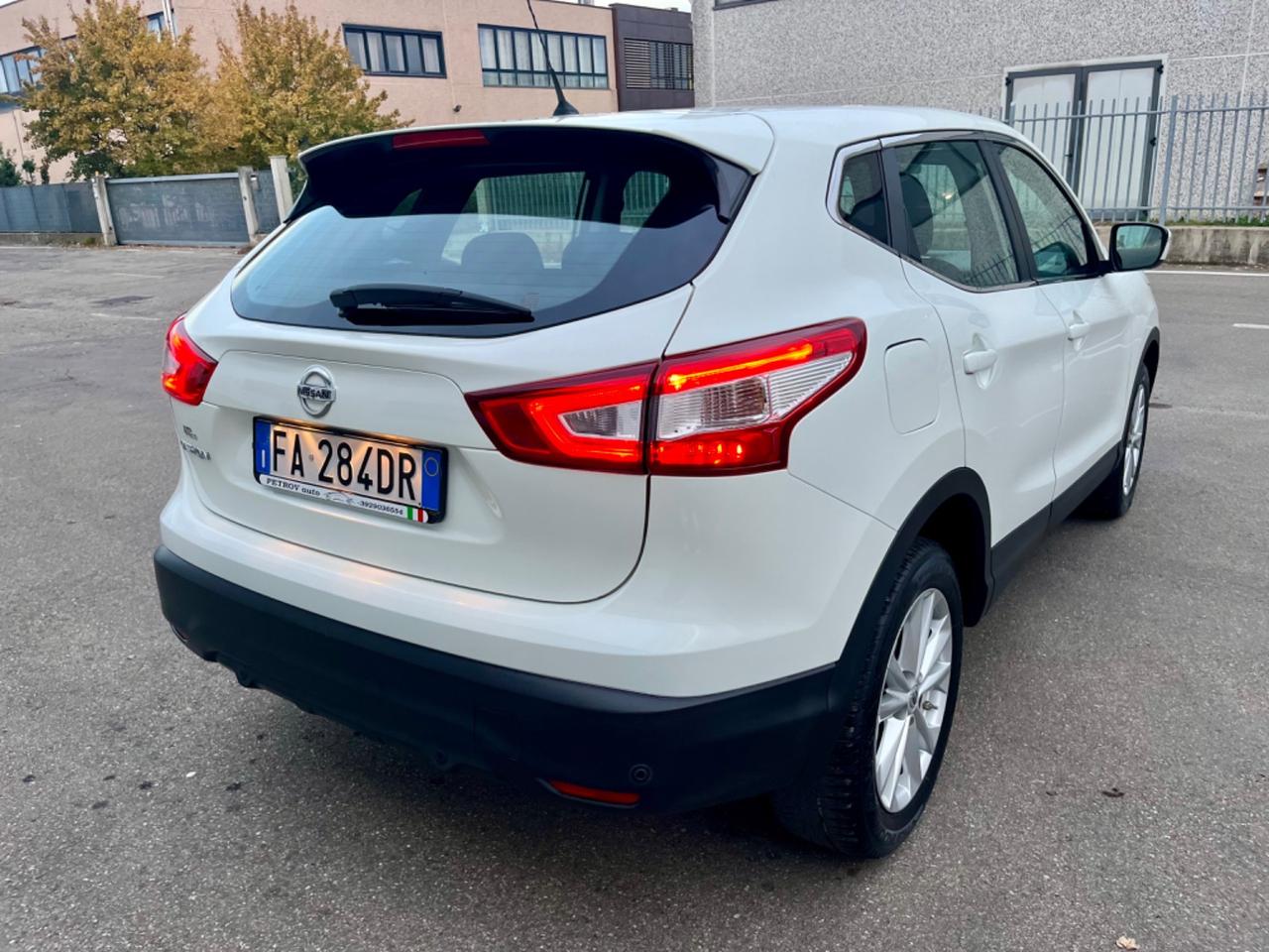 Nissan Qashqai 1.2benz 2015 106.000km perfetta