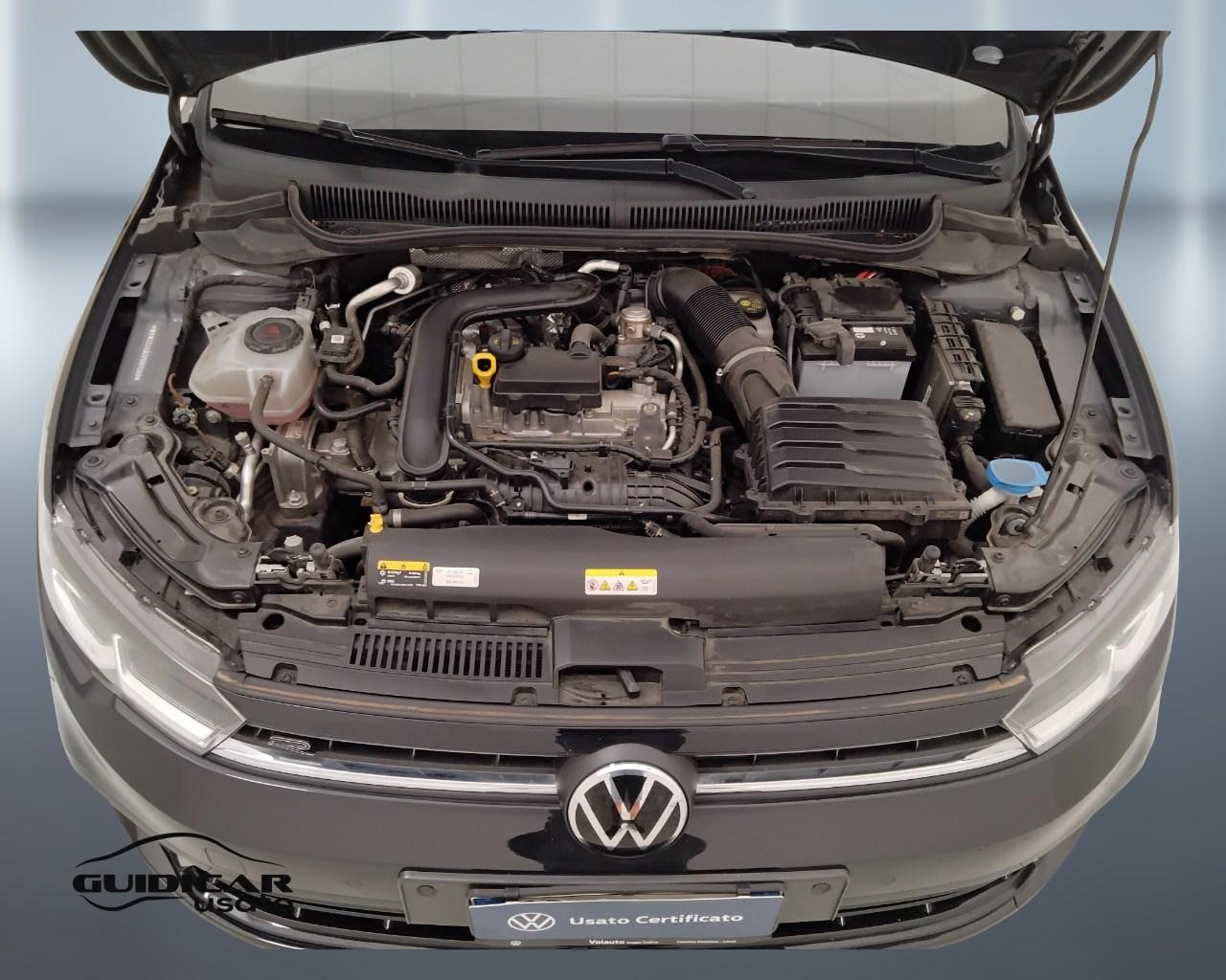 VOLKSWAGEN Polo VI 2022 - Polo 1.0 tsi R-Line 95cv