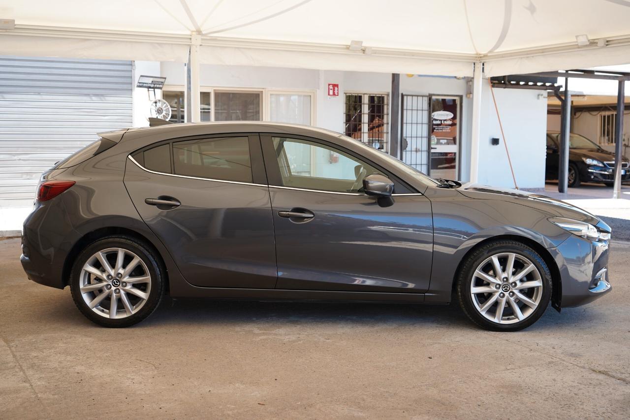 Mazda 3 Mazda3 2.2 Skyactiv-D Exceed - 2018