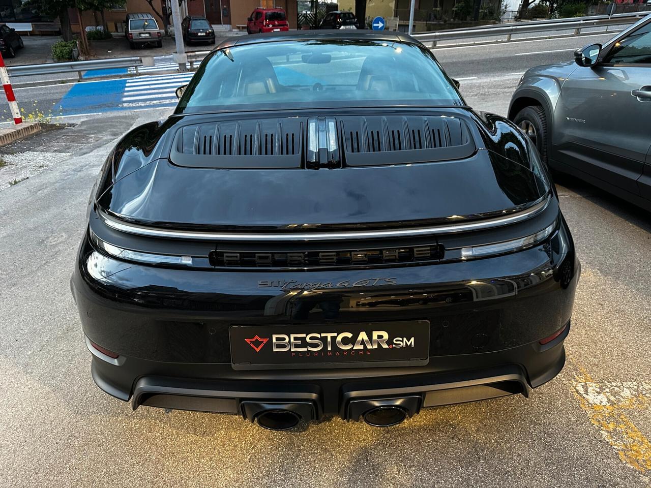 Porsche 911 992.2 Targa 4 GTS T-hybrid