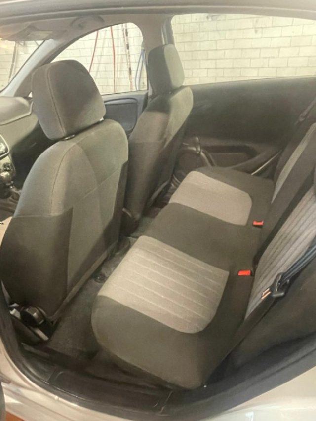 FIAT Punto 1.2 8V 5 porte Street