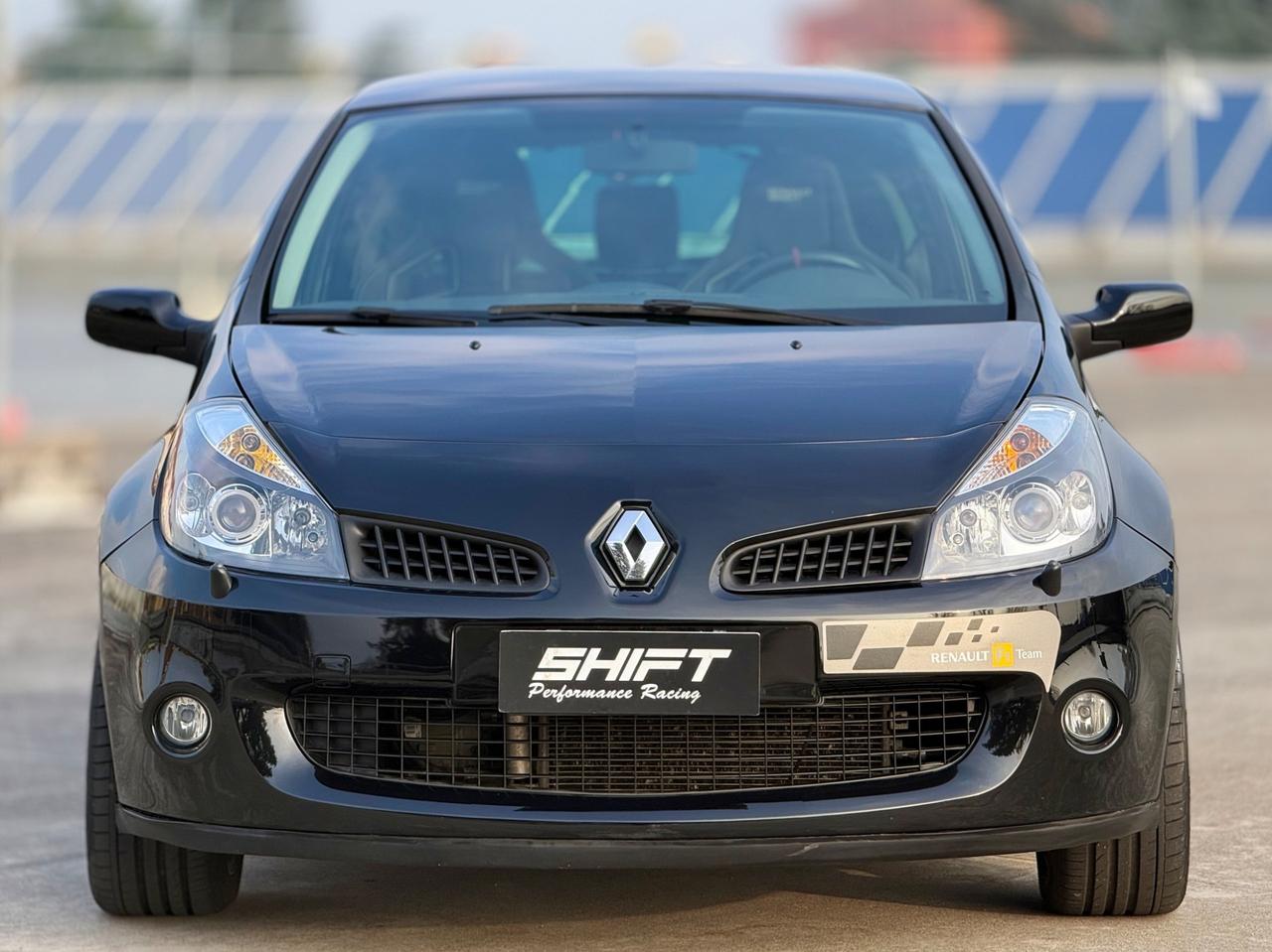 Renault Clio 3 RS F1 R27 N3196 197cv 2008