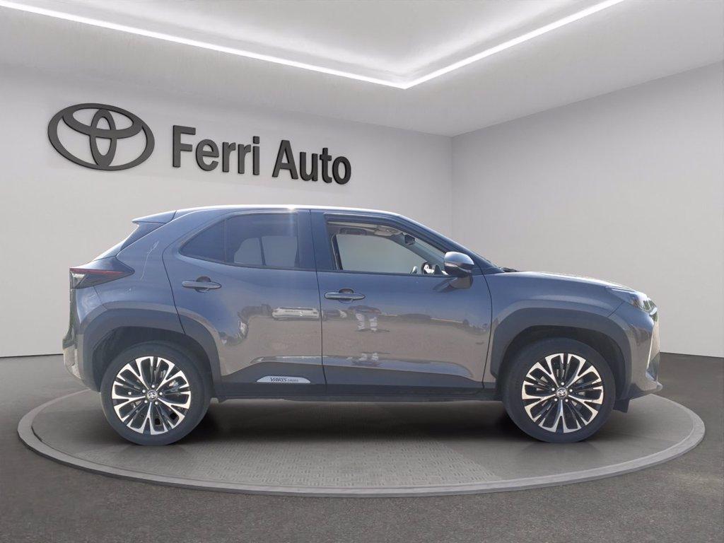 TOYOTA Yaris cross 1.5h lounge awd-i 116cv e-cvt del 2021