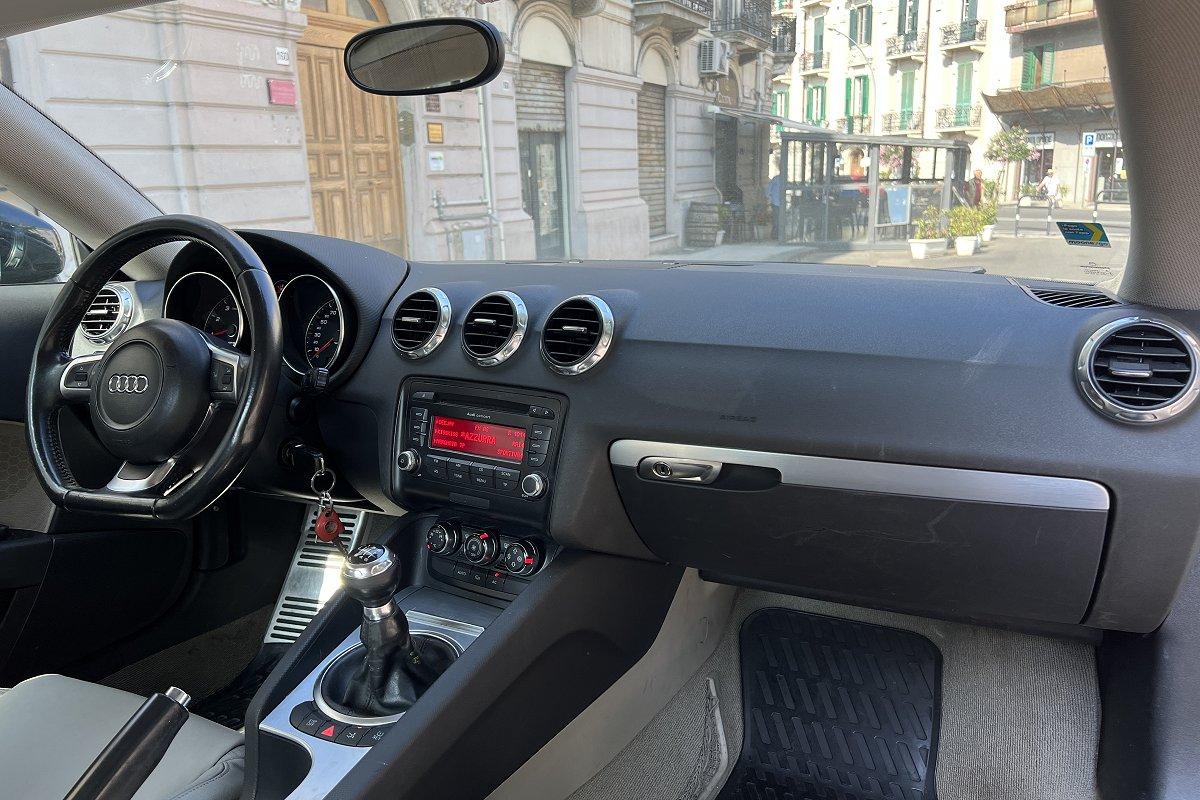 AUDI TT Coupé 1.8 TFSI