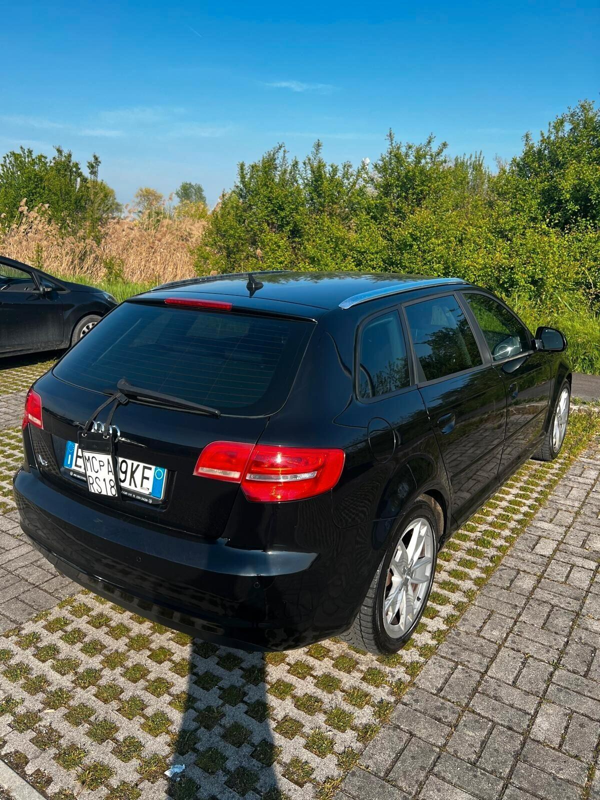 Audi A3 SPB 1.6 TDI 105 CV CR Ambition