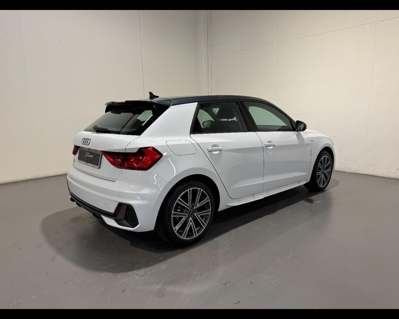 AUDI A1 SPORTBACK 30 TFSI S-TRONIC S-LINE EDITION