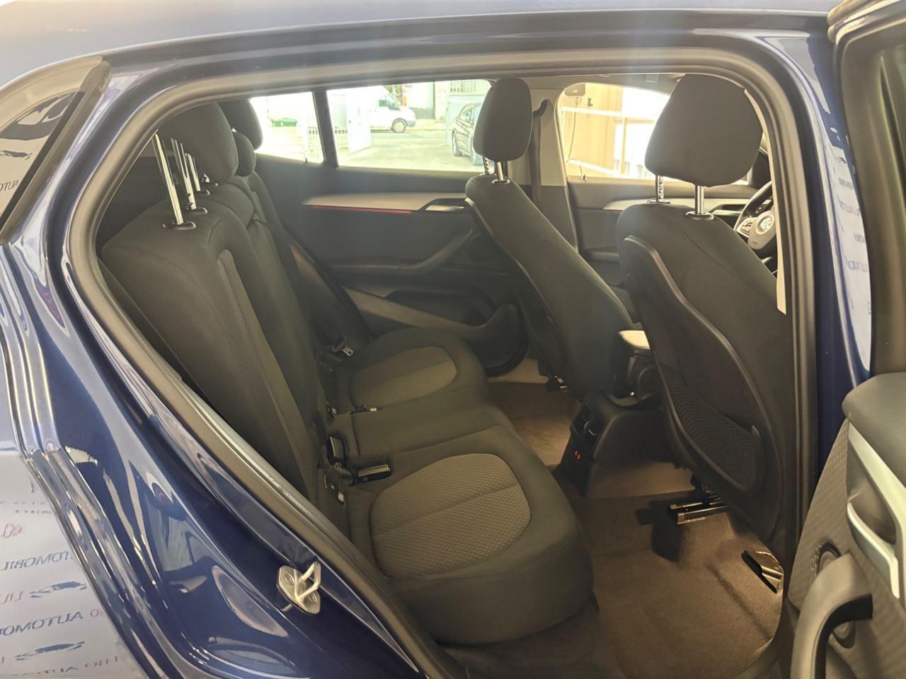 BMW X2 xDrive18d Advantage FARI LED