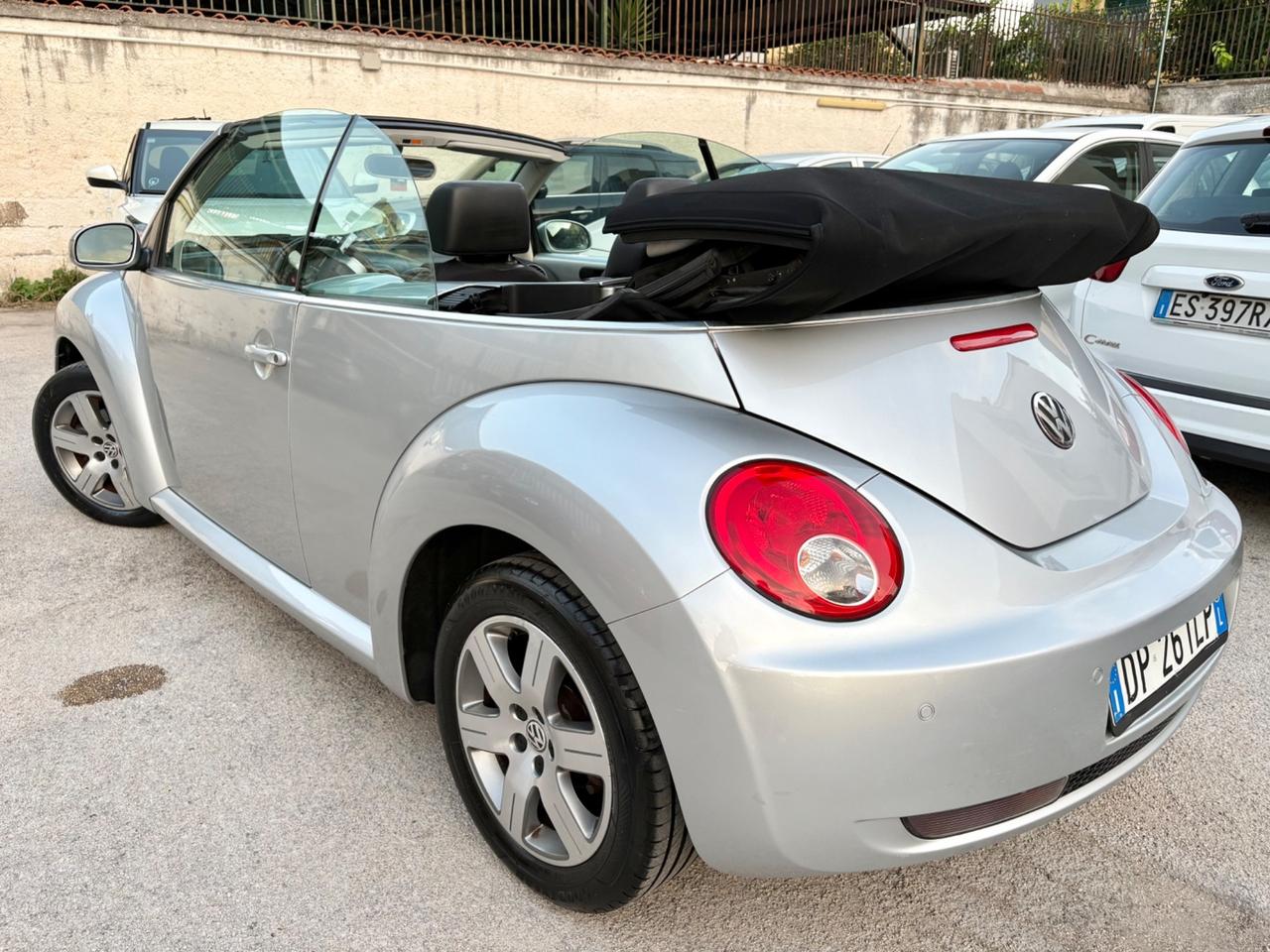 Volkswagen New Beetle 1.6 GPL cabrio