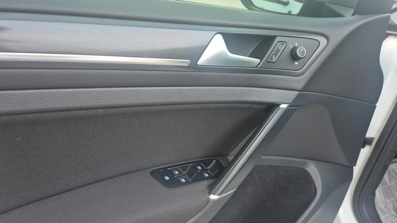 Volkswagen Golf GTI 2.0 TDI DSG 5p. Executive BlueMotion Technology