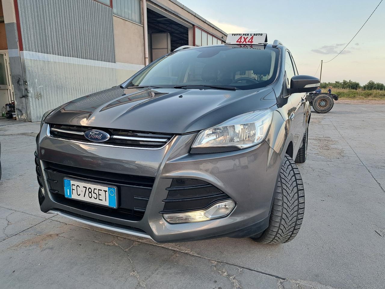 Ford Kuga 2.0 TDCI 150 CV 4X4 Titanium - 2016