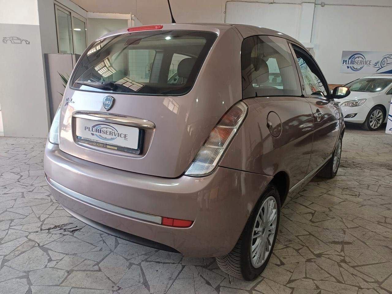 Lancia Ypsilon GPL DI SERIE - 2010