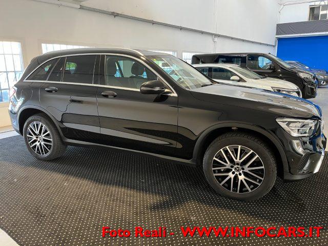 MERCEDES-BENZ GLC 300 e 4Matic Plug-in hybrid Sport PROMO !