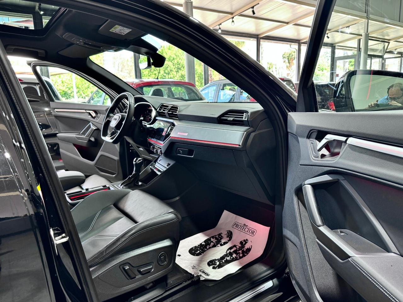 Audi Q3 40 2.0 TDI 193CV Quattro S-Line Identity Black