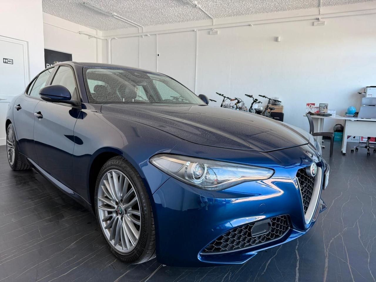 Alfa Romeo Giulia 2.2 Turbodiesel 180 CV AT8 Business Sport Launch Ed.