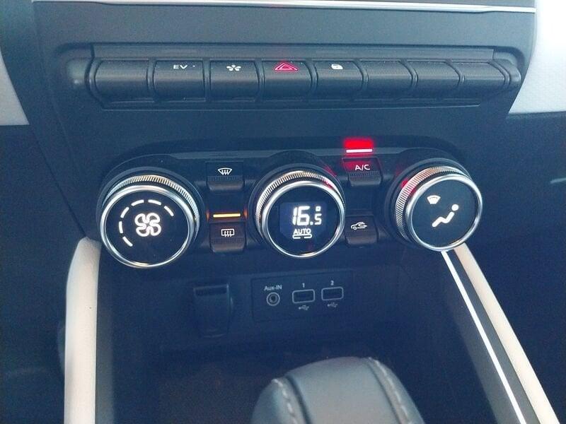 Renault Clio Clio 1.6 E-Tech full hybrid Techno 145cv auto