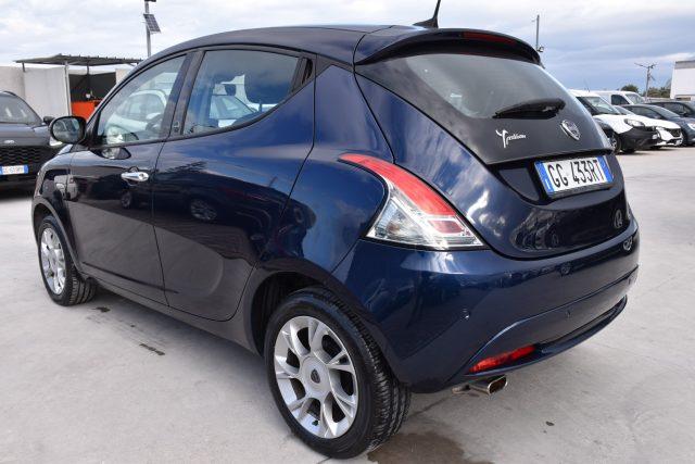 LANCIA Ypsilon 1.2 69 CV 5 porte GPL Ecochic Gold