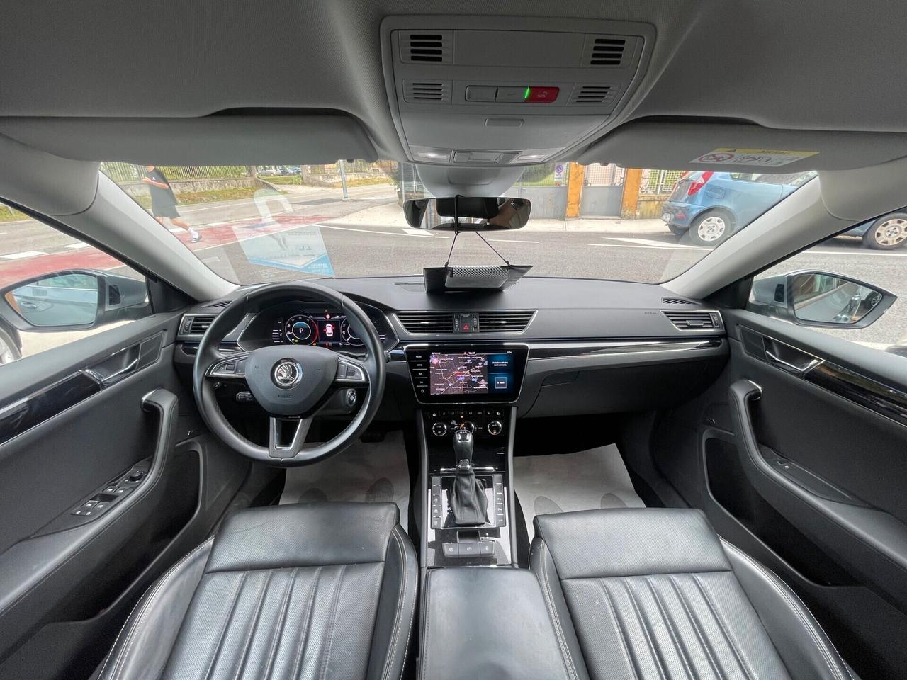 Skoda Superb 2.0 TDI 190 CV DSG Laurin&Klement