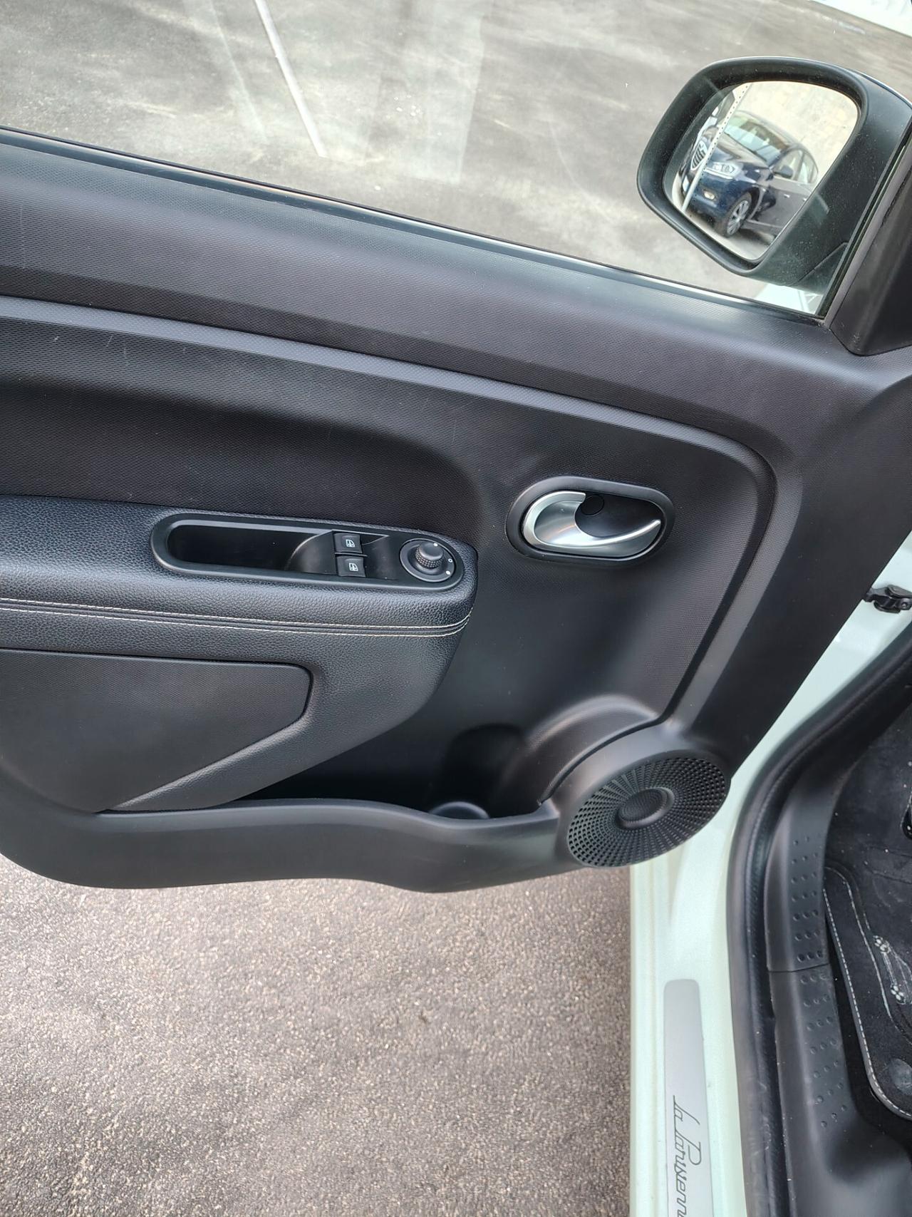 Renault Twingo La Parisienne CABRIO