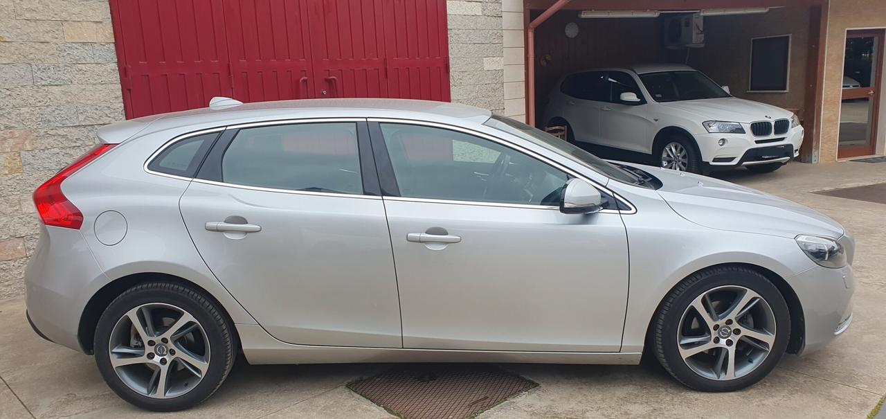 VOLVO V40 1.6 TDI 120 cv