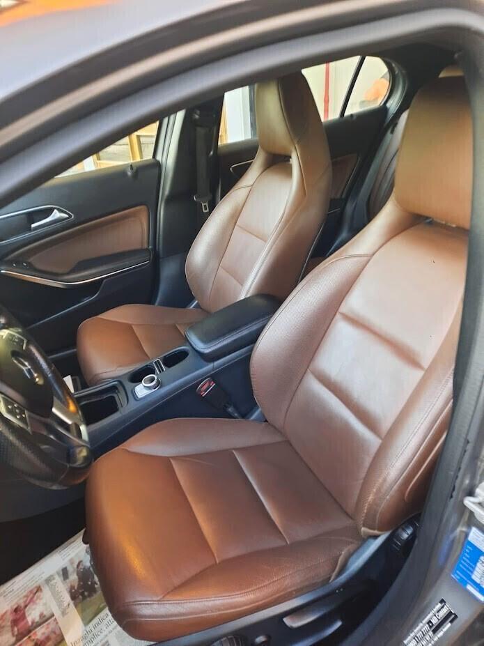 Mercedes-benz GLA 200 GLA 200 CDI Automatic Premium