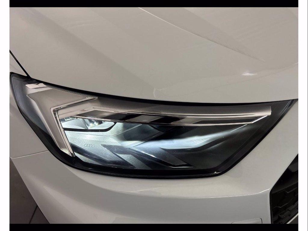 AUDI A1 sportback 30 1.0 tfsi identity black 116cv del 2025