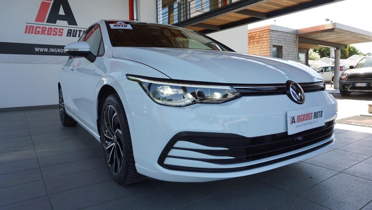 Volkswagen Golf 1.0 etsi evo Life 110cv dsg