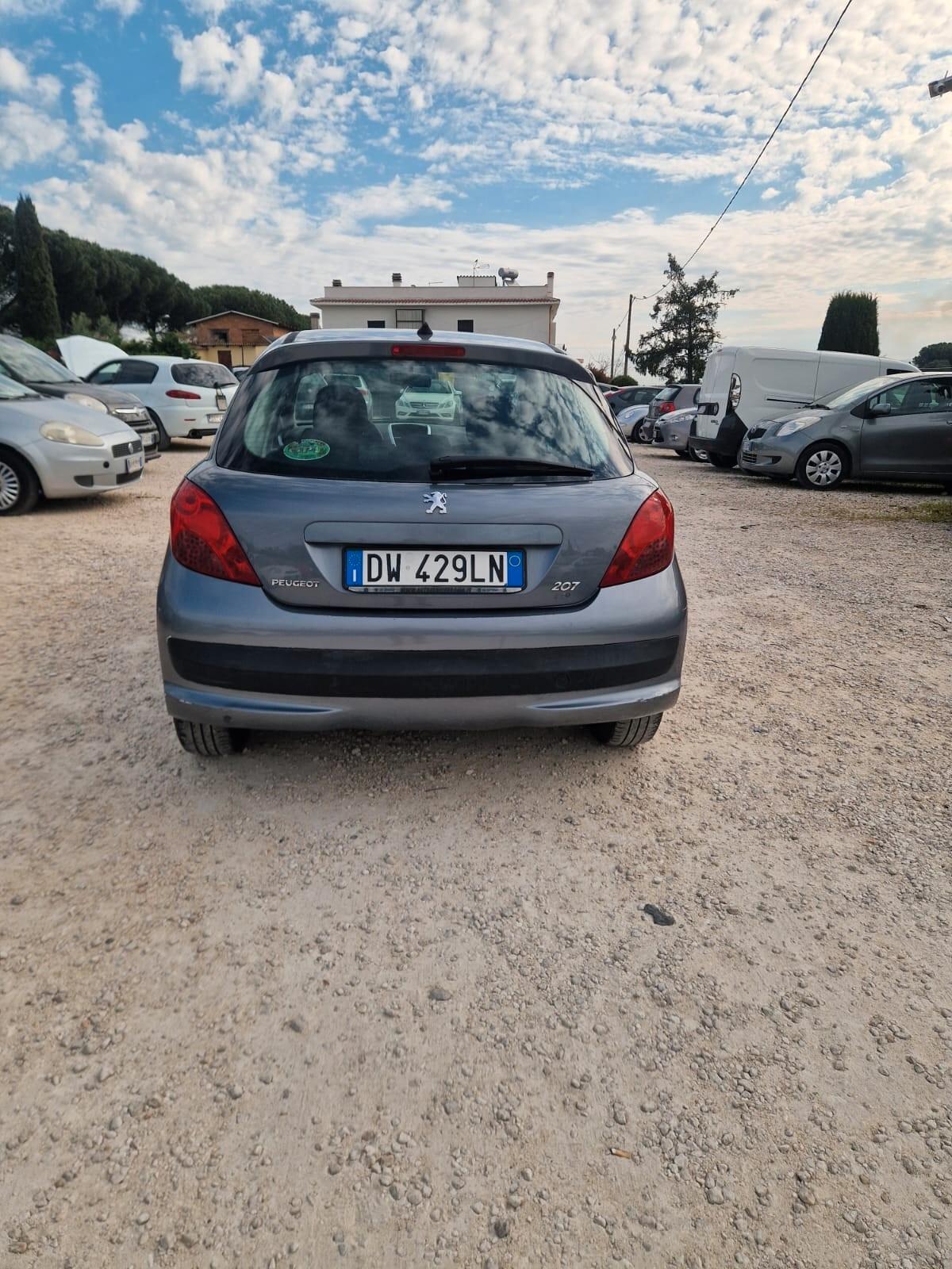 Peugeot 207 1.4 8V 75CV 5p. X Line ECO GPL