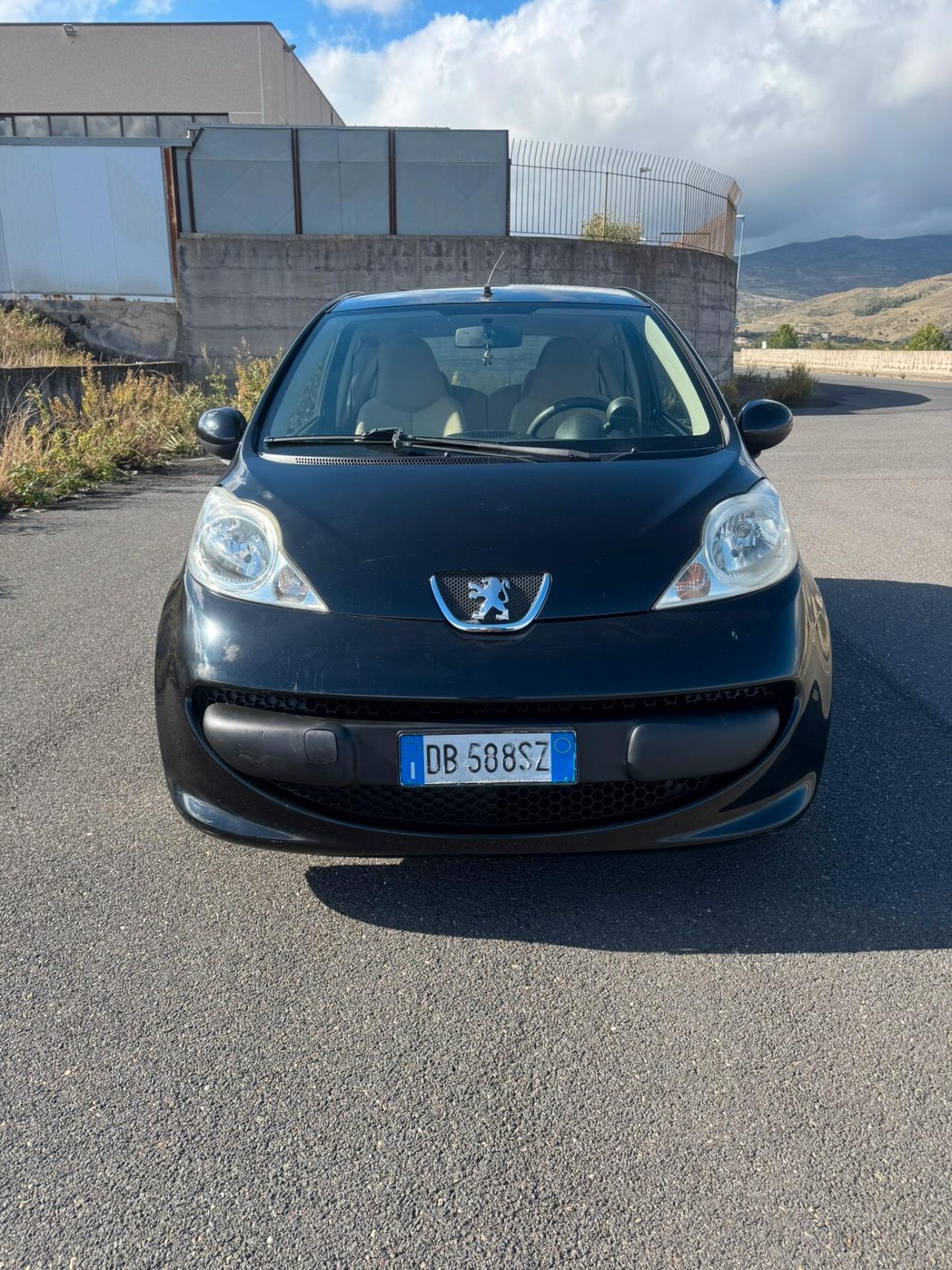 Peugeot 107 1.4 HDi 3p. Sweet Years