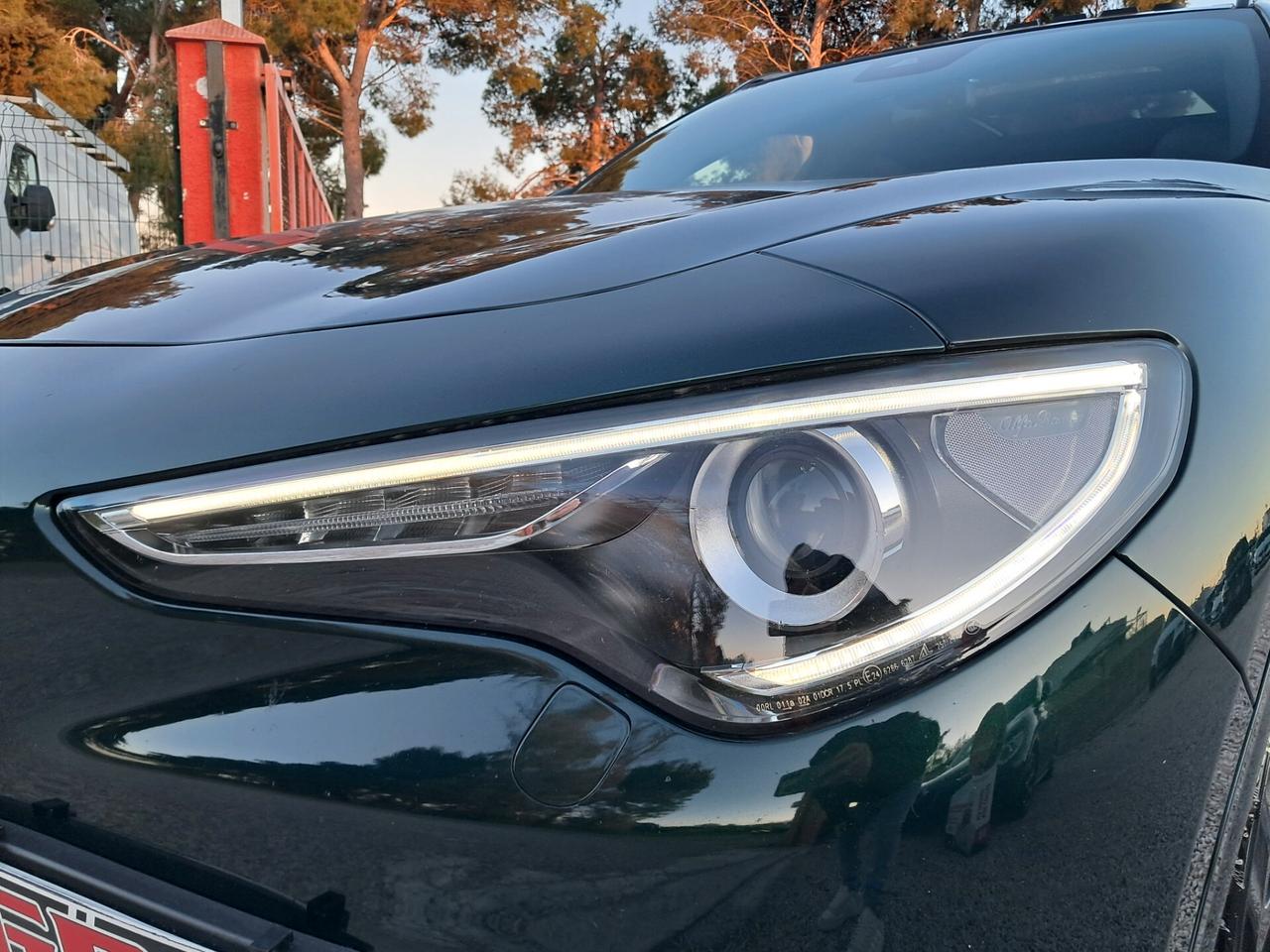 A. R. Stelvio VELOCE-210CV *Q4*TETTO*PELLE*CERCHI21"