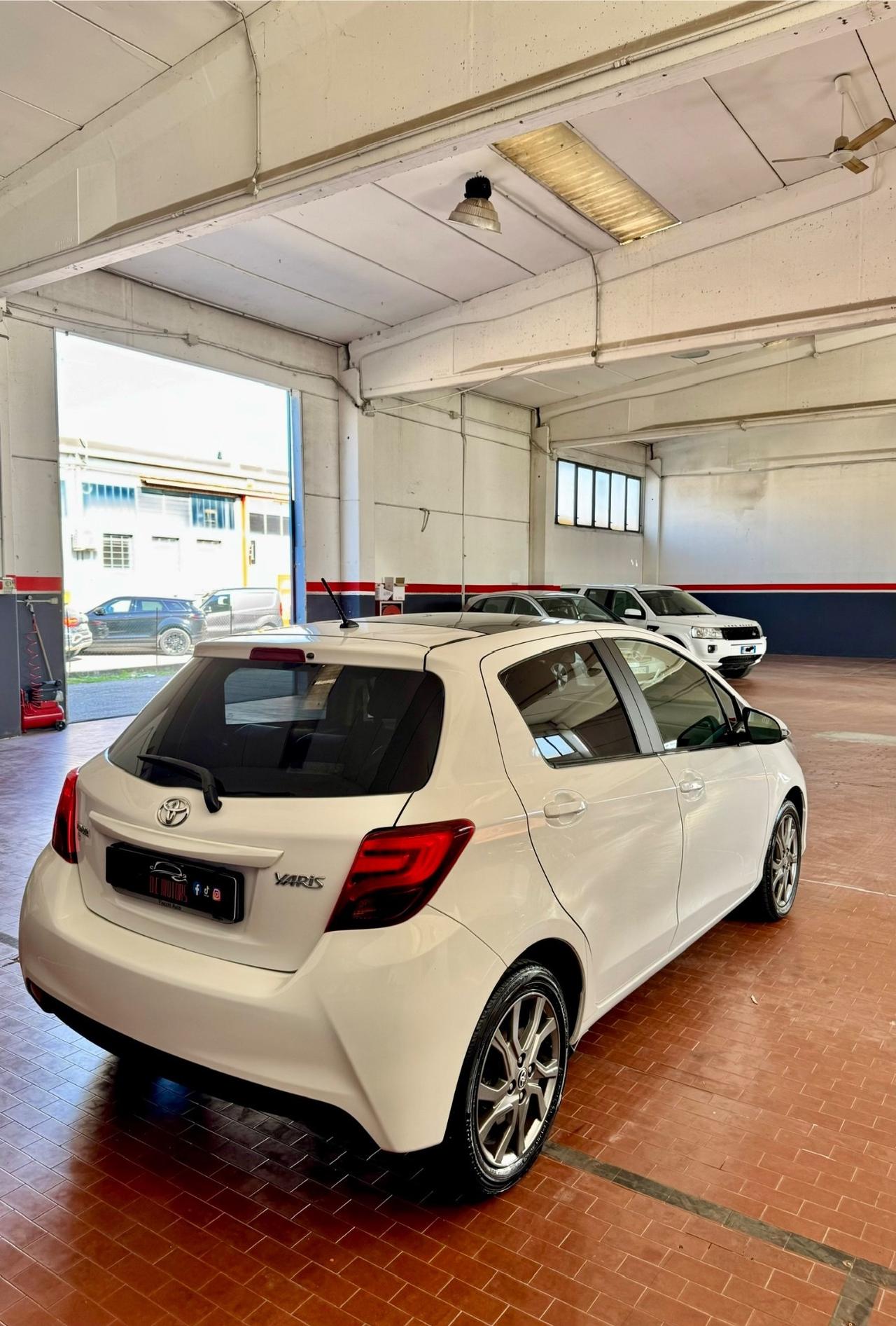 Toyota Yaris 1.3 5 porte Lounge
