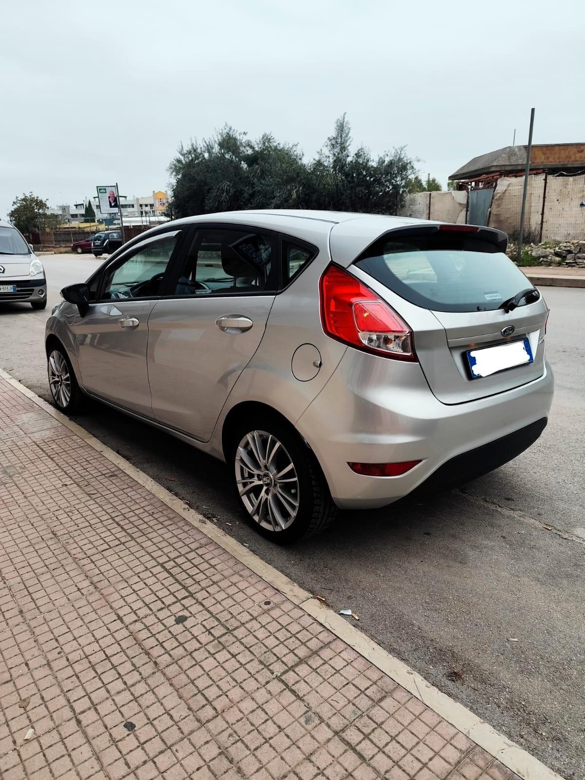 Ford Fiesta 1.5 TDCi Diesel 75CV