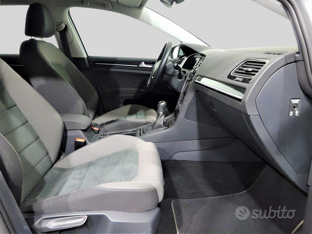Volkswagen Golf 5p 1.6 tdi Highline 115cv