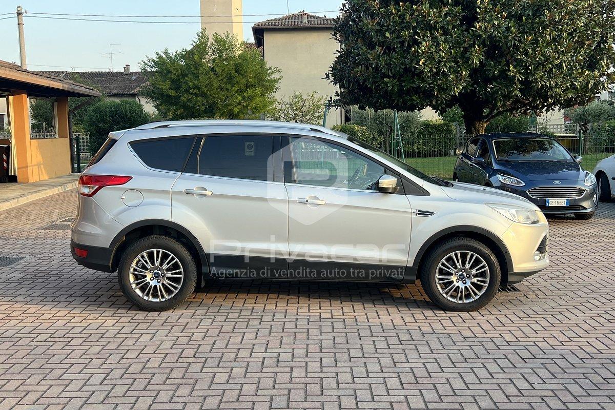 FORD Kuga 2.0 TDCI 140 CV 4WD Powershift Titanium