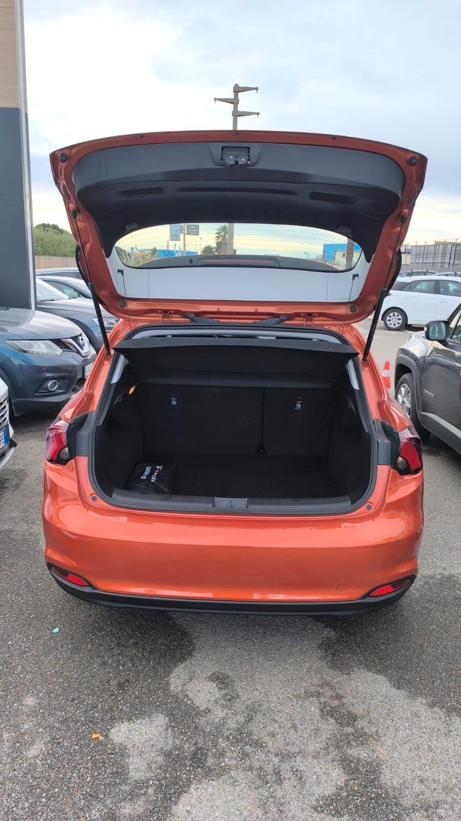 Fiat Tipo 1.5 Hybrid DCT 5 porte