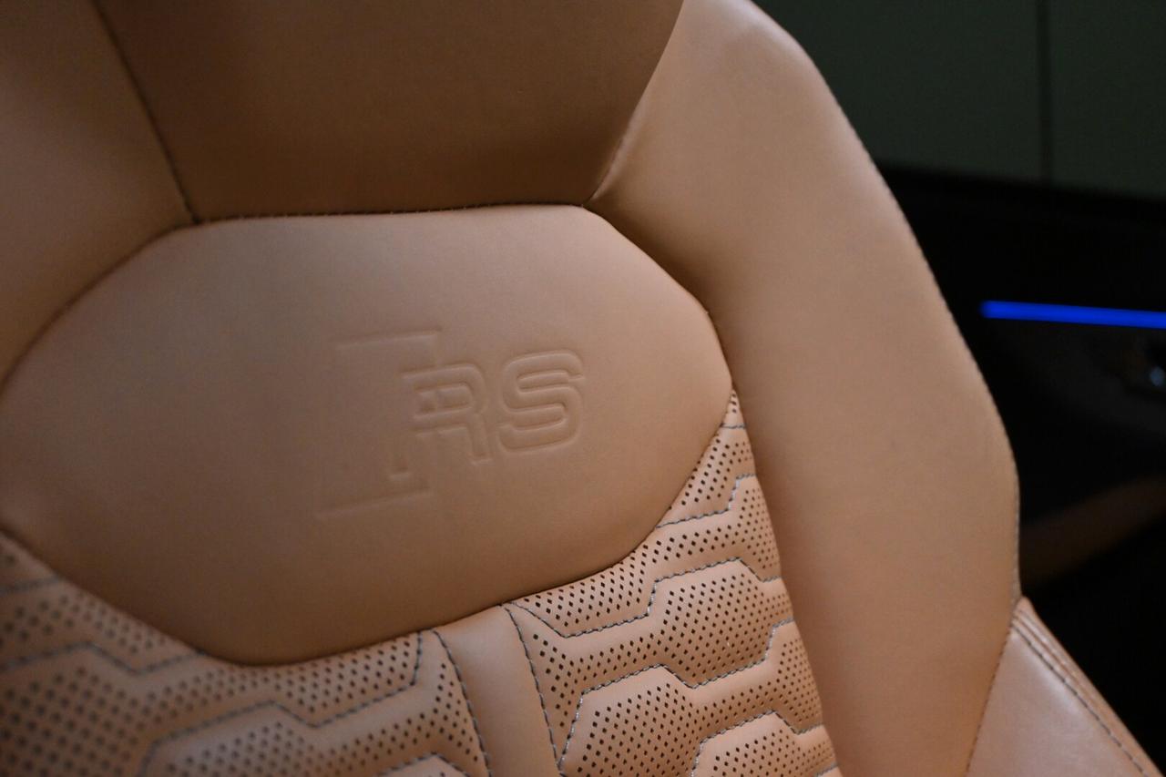 AUDI Q8 RS Q8 TFSI V8 quattro tiptronic