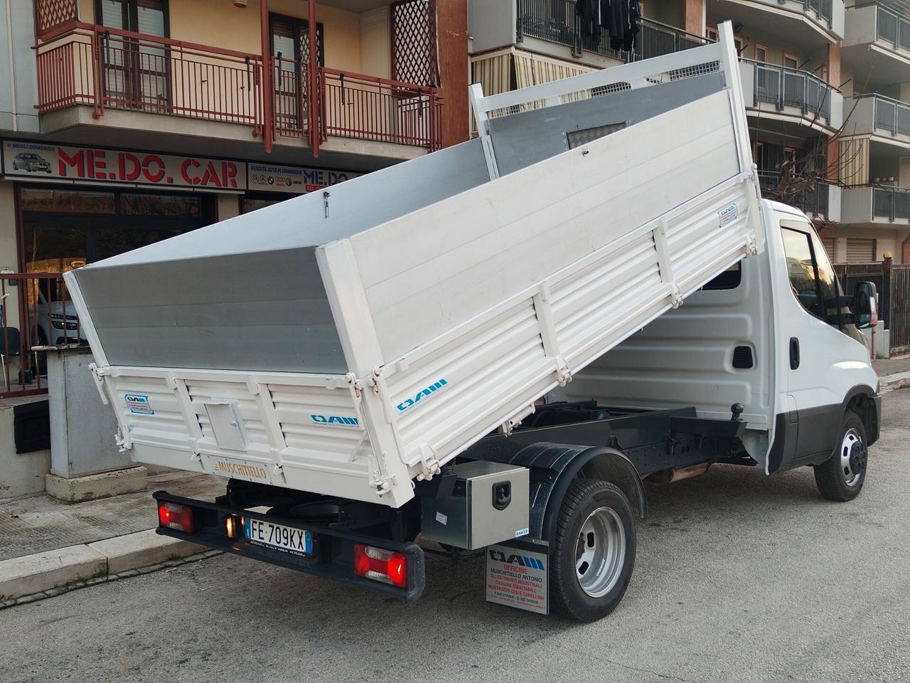 Iveco Daily 35 c15 150 CV 3.0 6 marce
