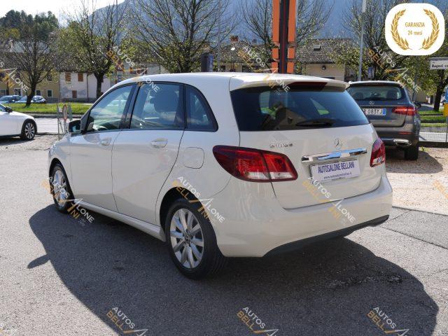 MERCEDES-BENZ B 180 d Executive